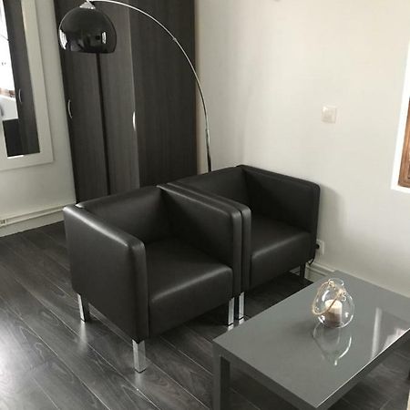 엑스레뱅 Magnifique Meuble 24M2 Avec Parking 아파트 외부 사진